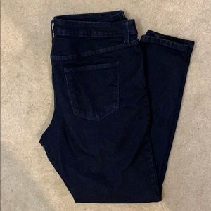 Universal Thread Jeans - Universal Threads mid rise jeggings 14R like new Universal Thread Jeans - Universal Threads mid rise jeggings 14R like new